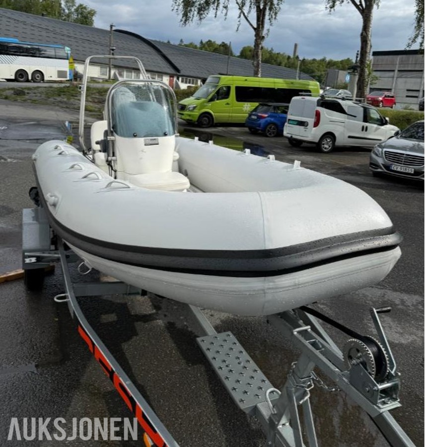 BRIG F450L / 50HK Evinrude E-Tec/Respo 750 MR henger