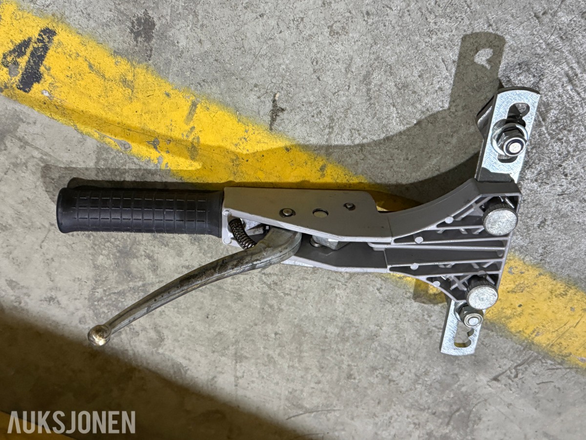Rørklemme/avstengningsverktøy 180–400 mm + RIDGID 326 flenseverktøy i koffert