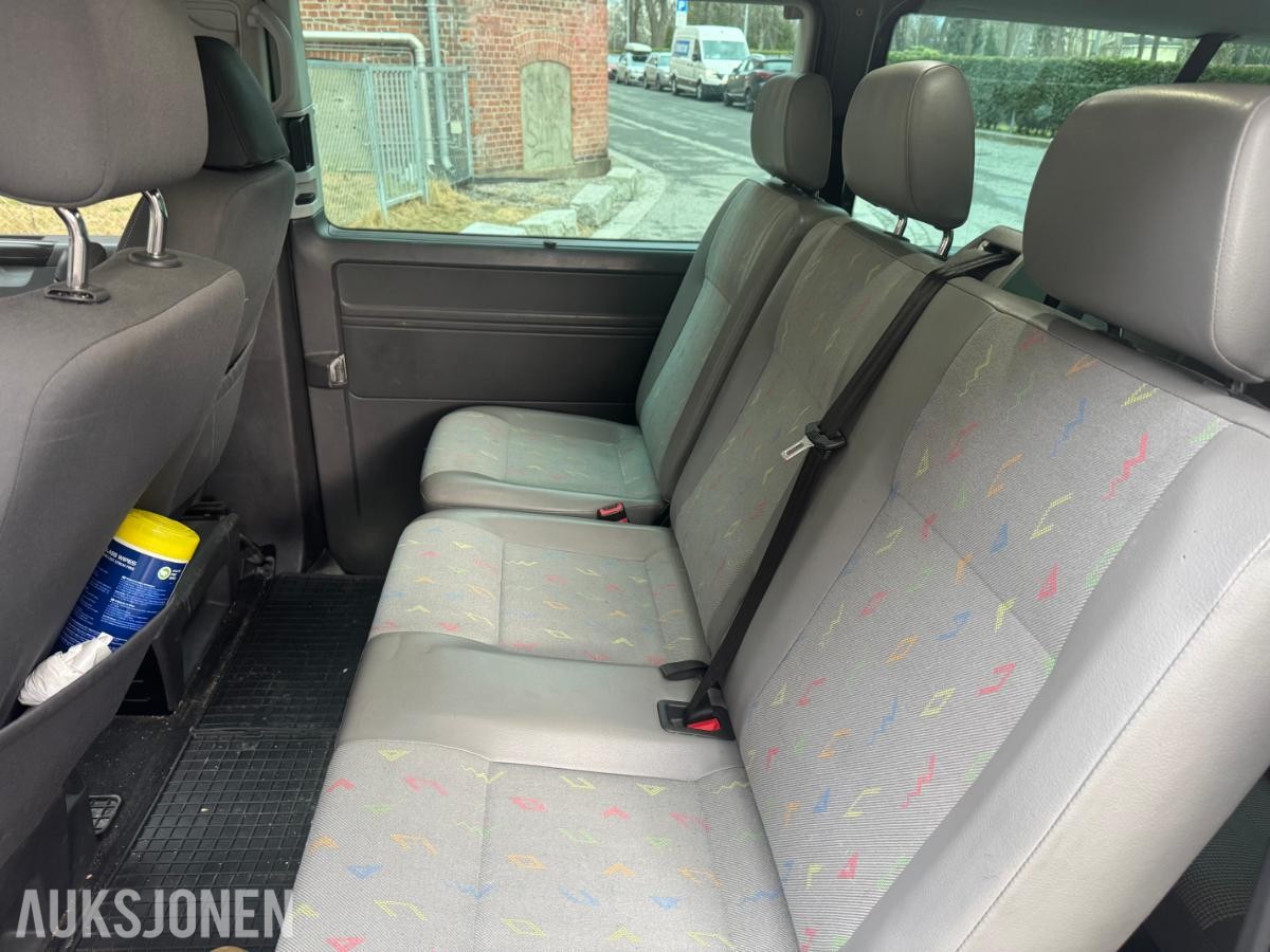 2015 Volkswagen Caravelle 2.0 114hk Diesel 8-seter Skyvedører Cruise control