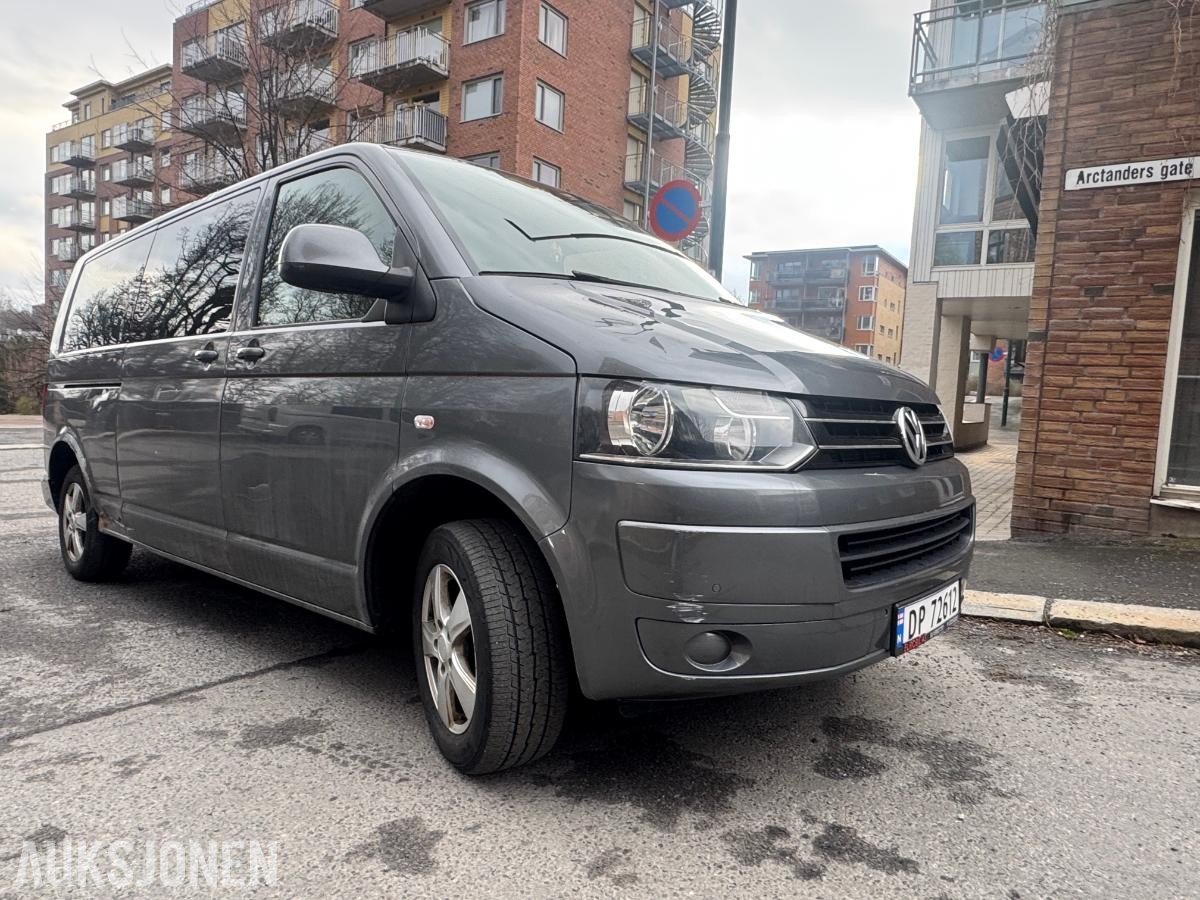 2015 Volkswagen Caravelle 2.0 114hk Diesel 8-seter Skyvedører Cruise control