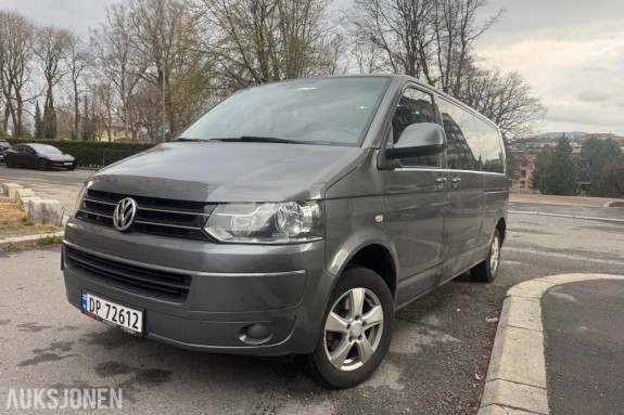 2015 Volkswagen Caravelle 2.0 114hk Diesel 8-seter Skyvedører Cruise control