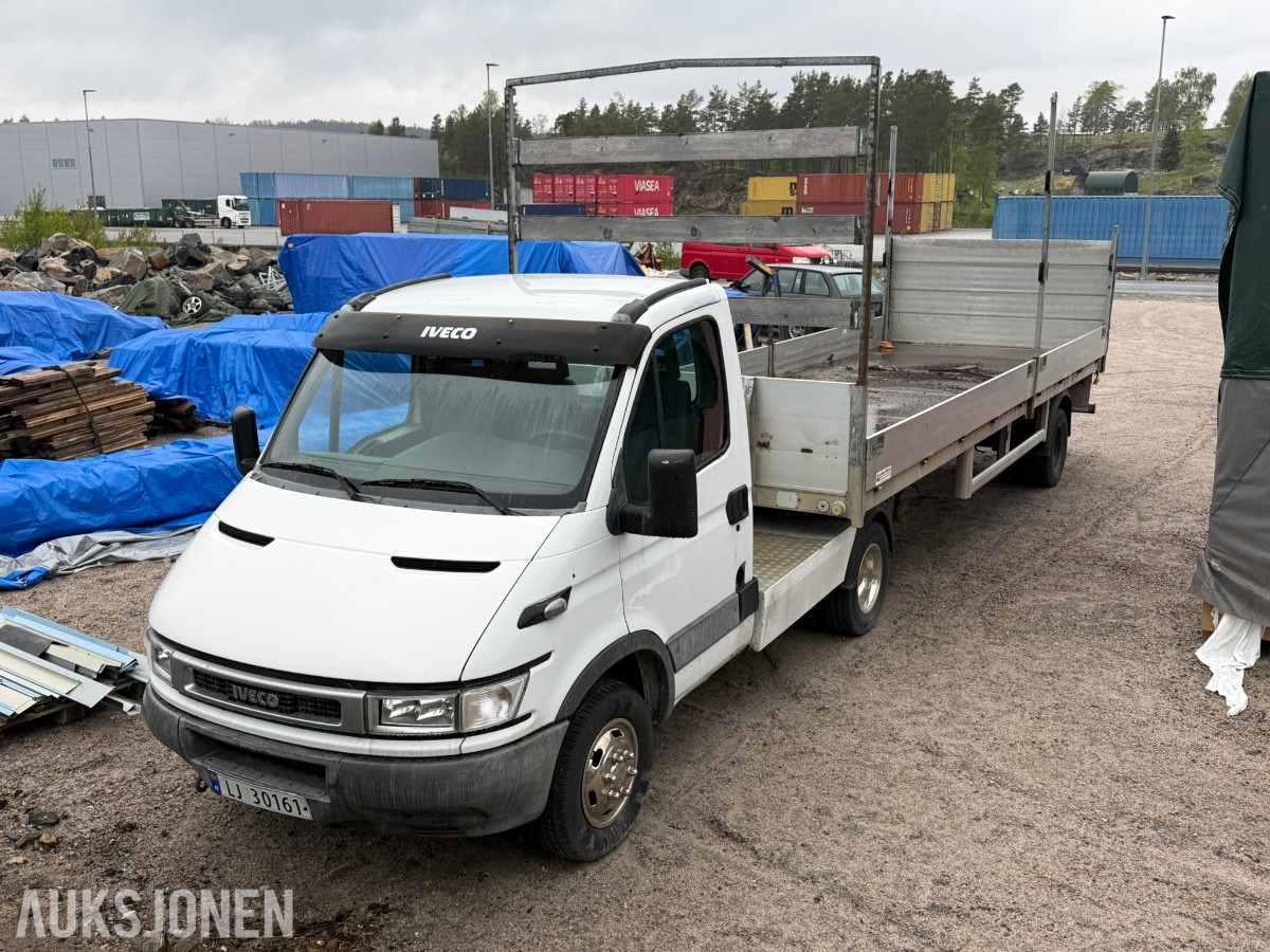 2003 Iveco Daily trekkvogn m / tralle 2.8-145 D, 286186km