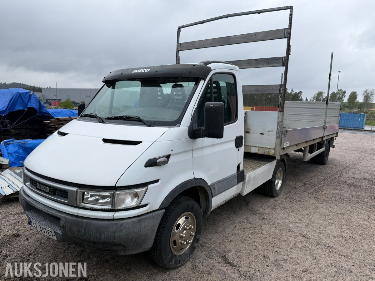2003 Iveco Daily trekkvogn m / tralle 2.8-145 D, 286186km