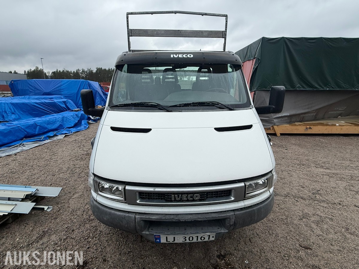 2003 Iveco Daily trekkvogn m / tralle 2.8-145 D, 286186km