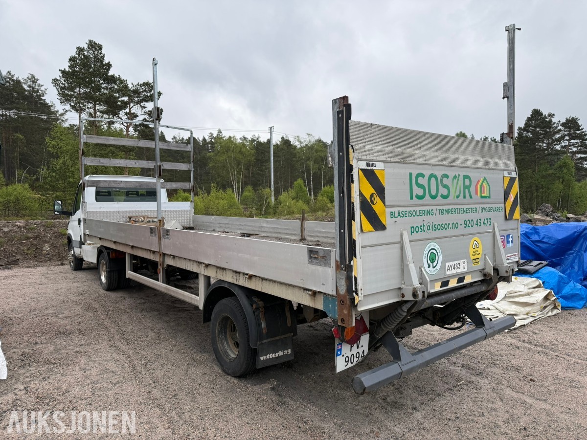 2003 Iveco Daily trekkvogn m / tralle 2.8-145 D, 286186km