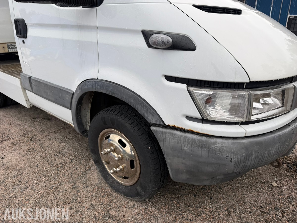 2003 Iveco Daily trekkvogn m / tralle 2.8-145 D, 286186km