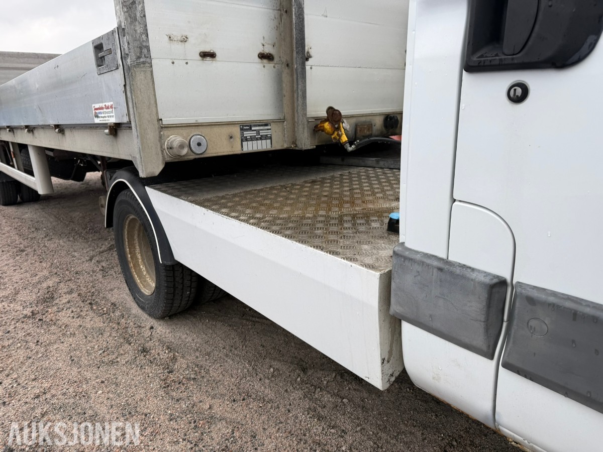 2003 Iveco Daily trekkvogn m / tralle 2.8-145 D, 286186km