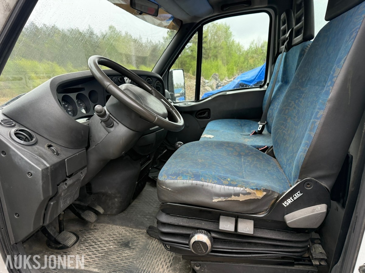 2003 Iveco Daily trekkvogn m / tralle 2.8-145 D, 286186km