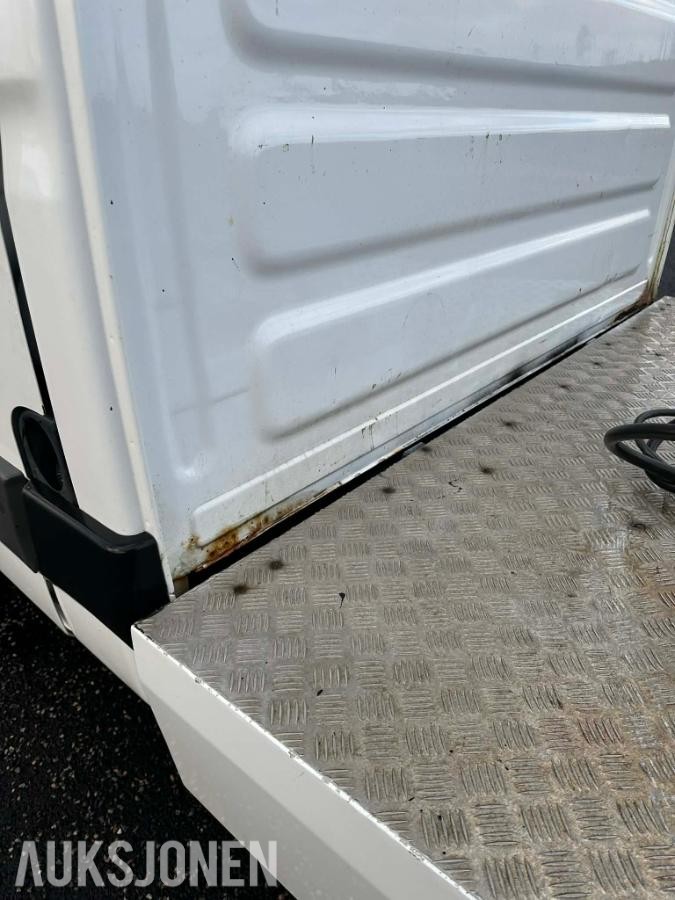 2003 Iveco Daily trekkvogn m / tralle 2.8-145 D, 286186km