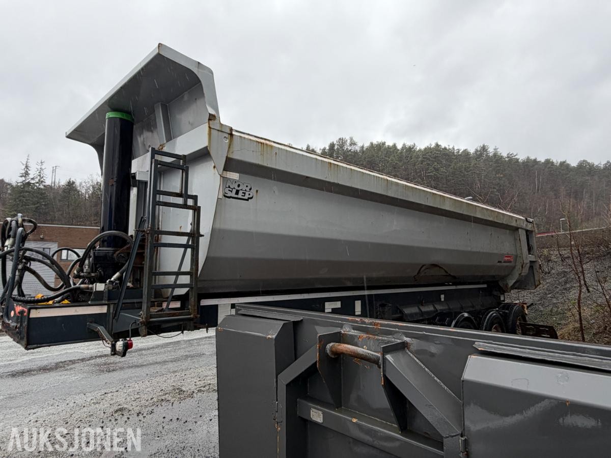 2014 Lagendorf SKS-HS 25/33 tippsemi