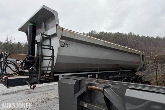 2014 Lagendorf SKS-HS 25/33 tippsemi