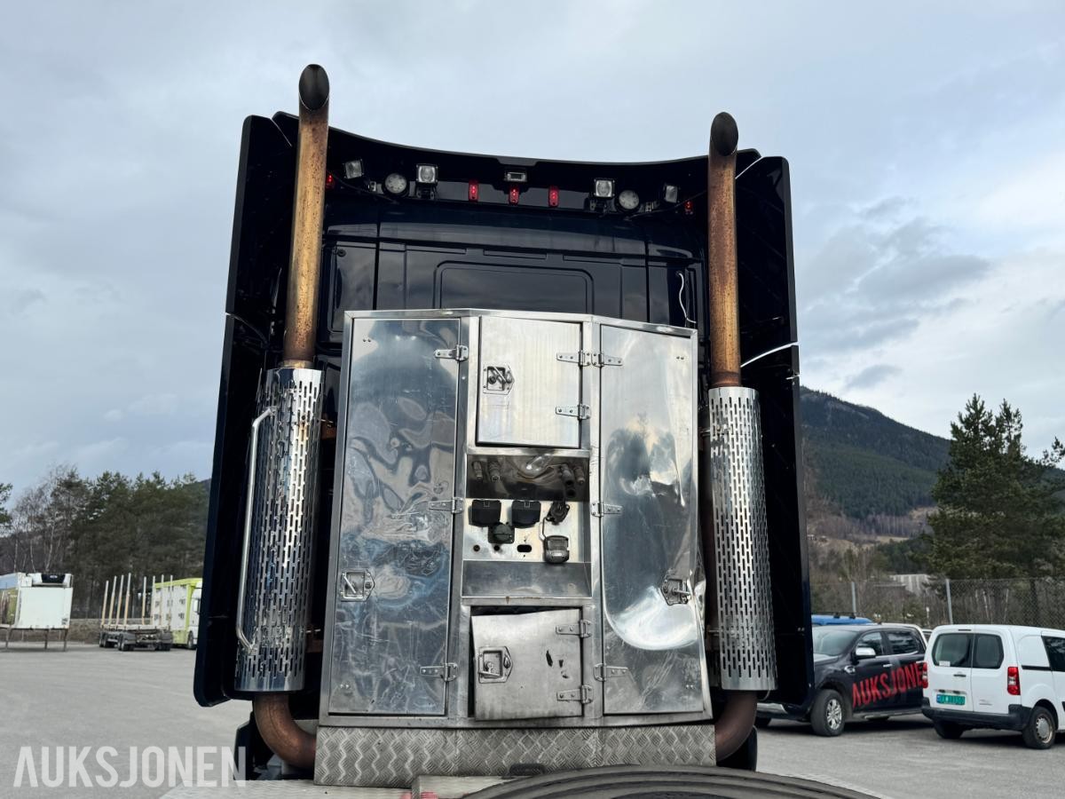 2005 Scania T 580 LA8X4 HHA 4-akslet trekkvogn.