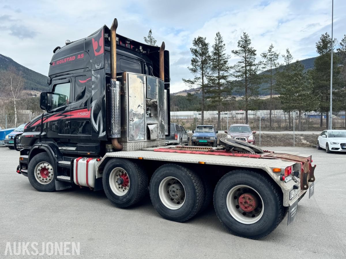 2005 Scania T 580 LA8X4 HHA 4-akslet trekkvogn.