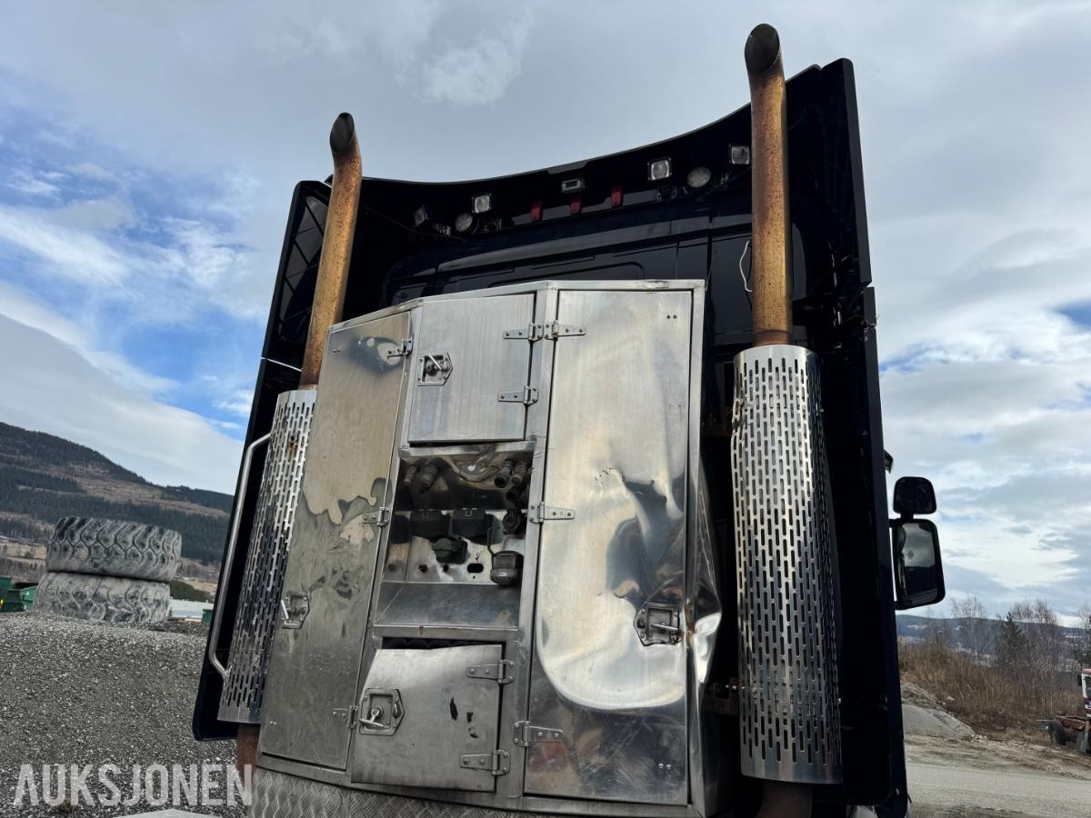 2005 Scania T 580 LA8X4 HHA 4-akslet trekkvogn.