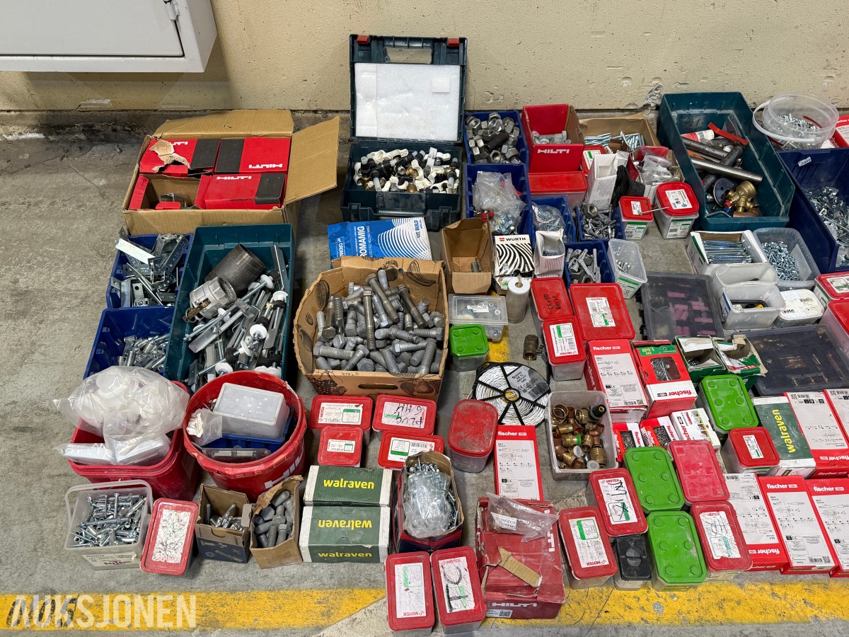 Stort parti festemateriell, skruer og bolter – Fischer, Würth, Hilti