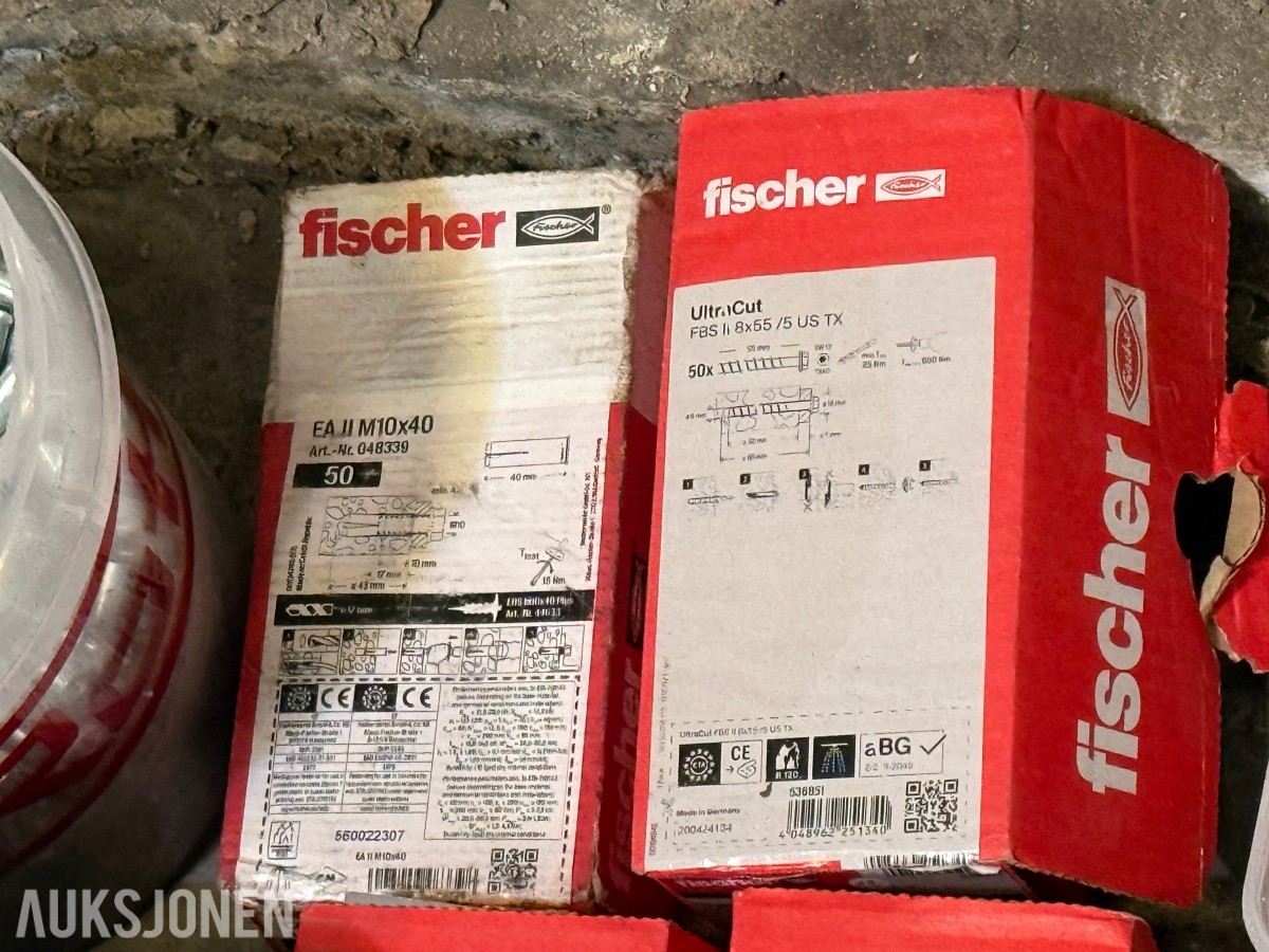 Stort parti festemateriell, skruer og bolter – Fischer, Würth, Hilti