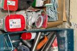 Stort parti festemateriell, skruer og bolter – Fischer, Würth, Hilti