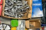 Stort parti festemateriell, skruer og bolter – Fischer, Würth, Hilti