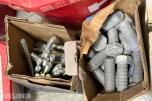 Stort parti festemateriell, skruer og bolter – Fischer, Würth, Hilti