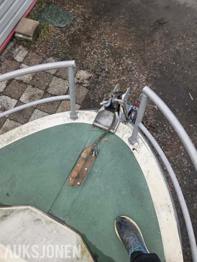 1984 Myra 22 sjark