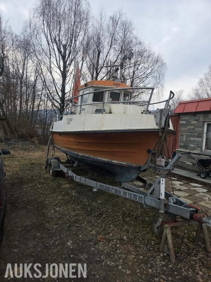 1984 Myra 22 sjark
