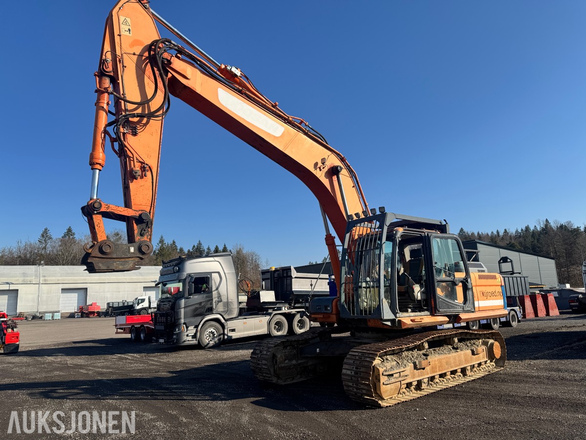 2010 Doosan Gravemaskin DX300LC - 8095 Timer