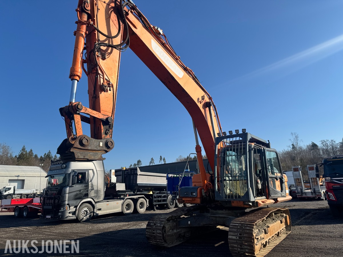 2010 Doosan Gravemaskin DX300LC - 8095 Timer