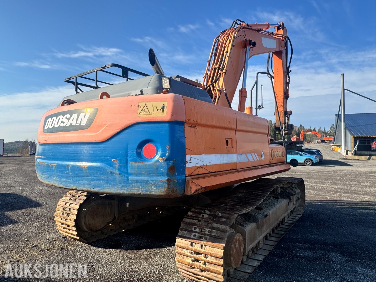 2010 Doosan Gravemaskin DX300LC - 8095 Timer