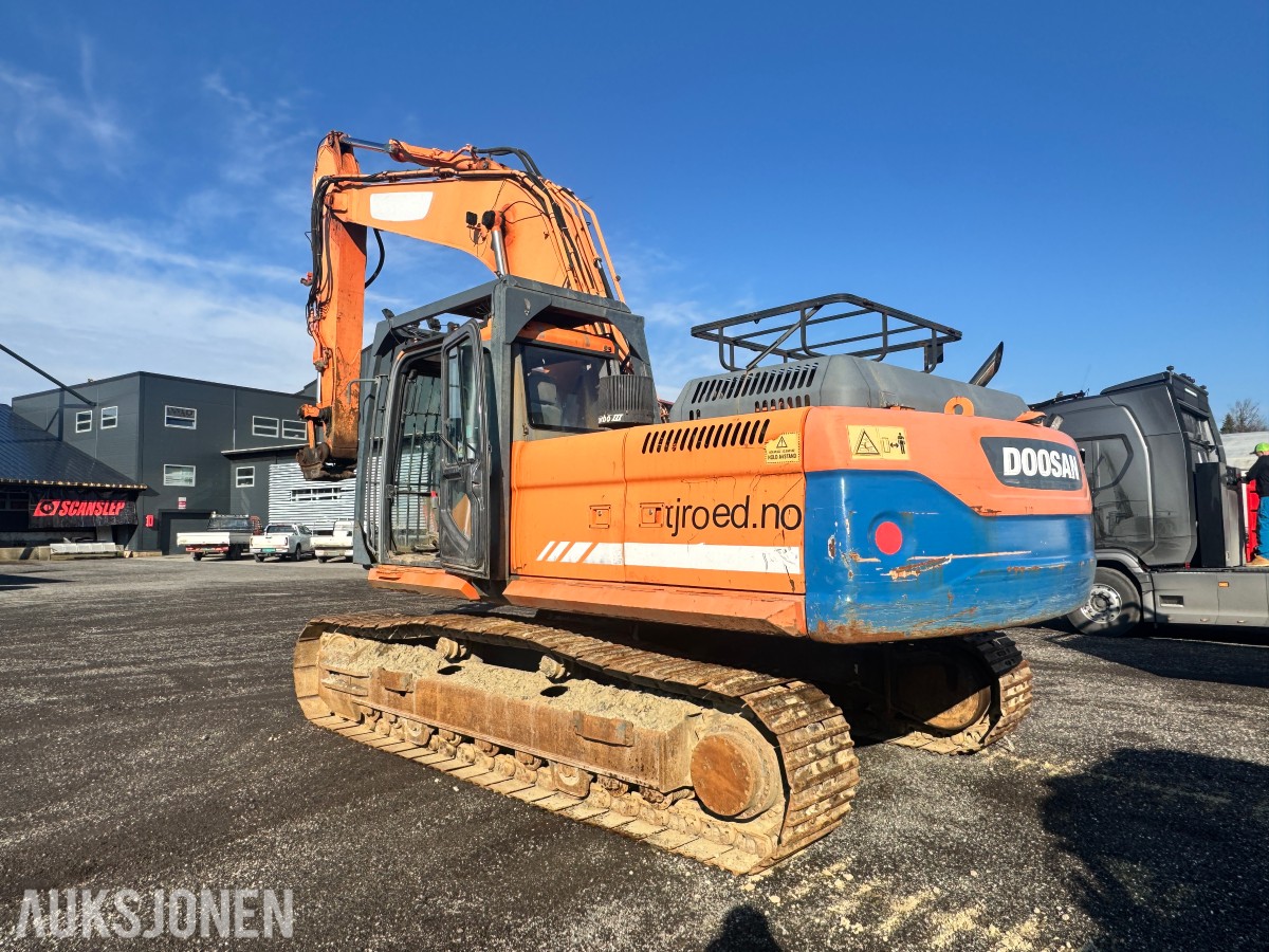 2010 Doosan Gravemaskin DX300LC - 8095 Timer