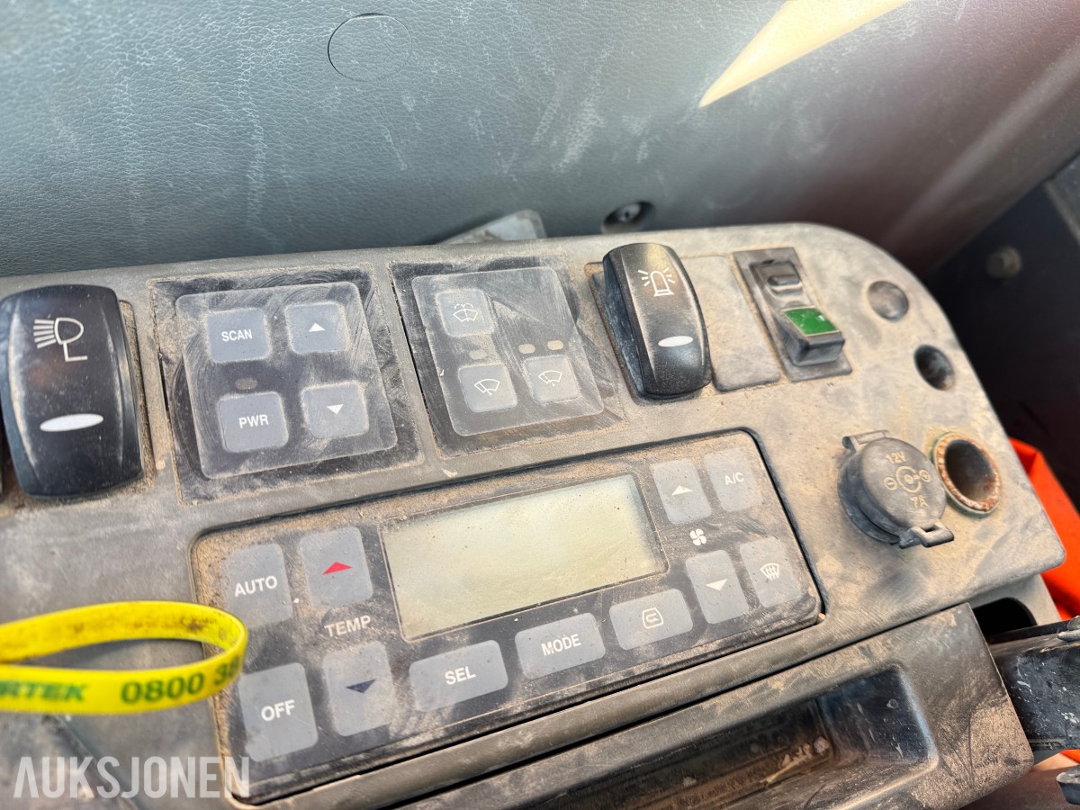 2010 Doosan Gravemaskin DX300LC - 8095 Timer
