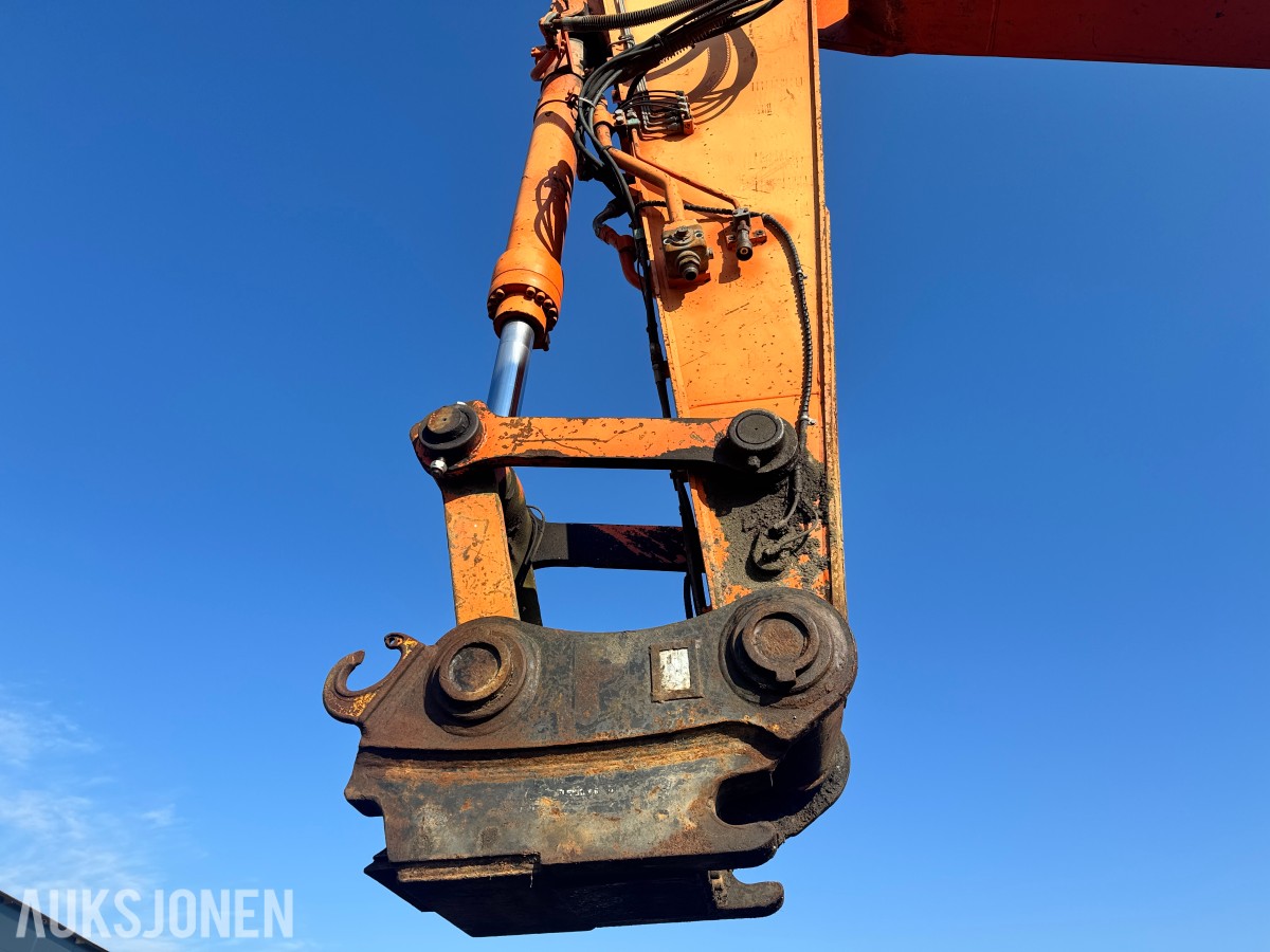 2010 Doosan Gravemaskin DX300LC - 8095 Timer