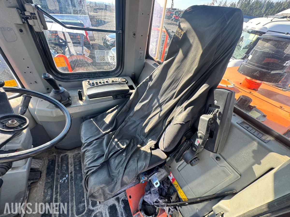 2001 Daewoo Hjullaster MG400-V - 9397 Timer