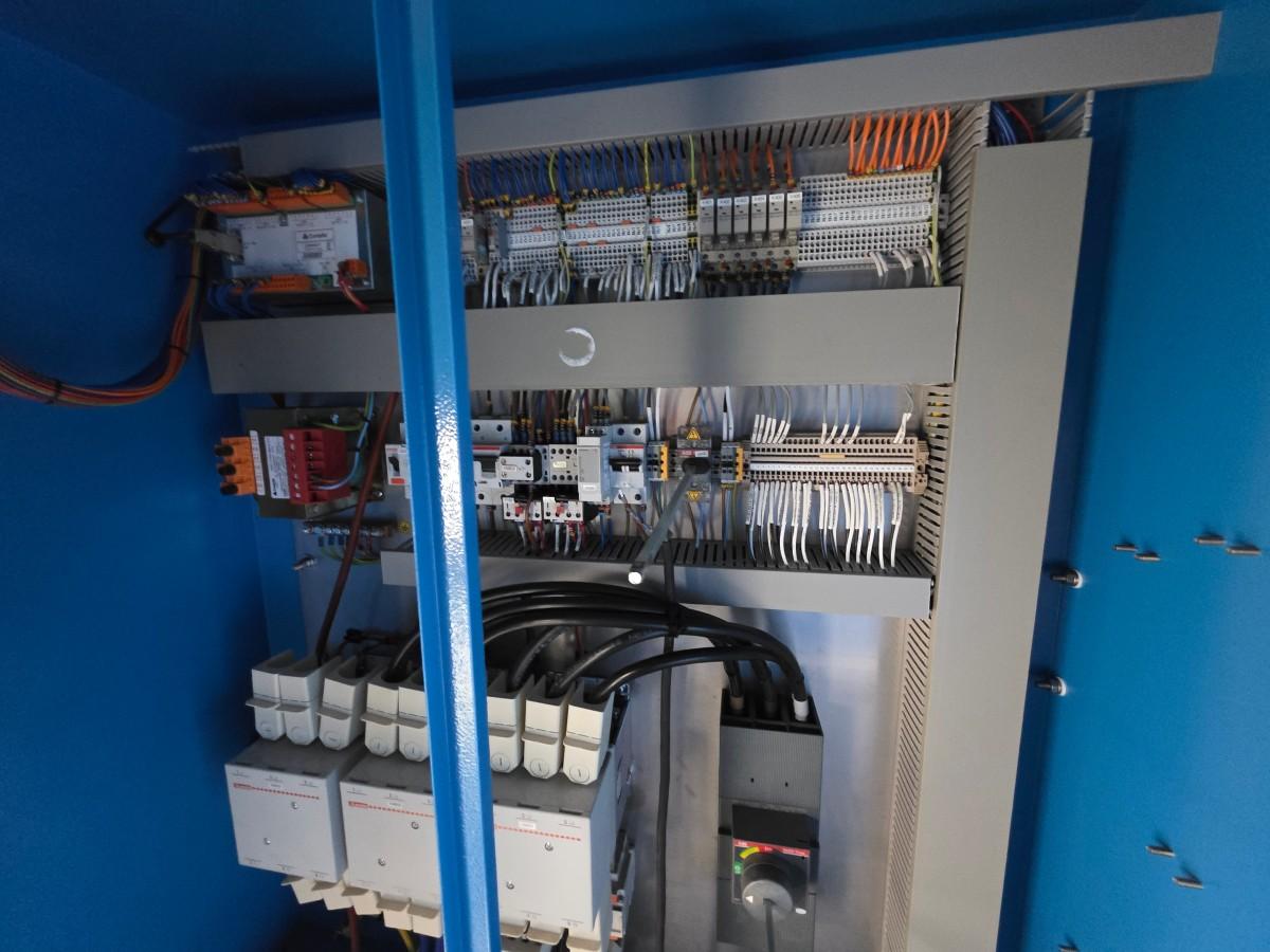 2 stk ubrukte CompAir D155 Kompressorer som er seriekoblet