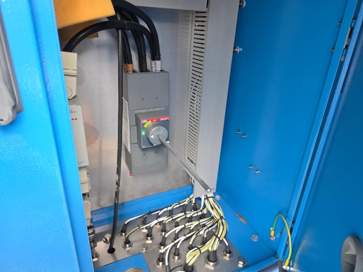 2 stk ubrukte CompAir D155 Kompressorer som er seriekoblet