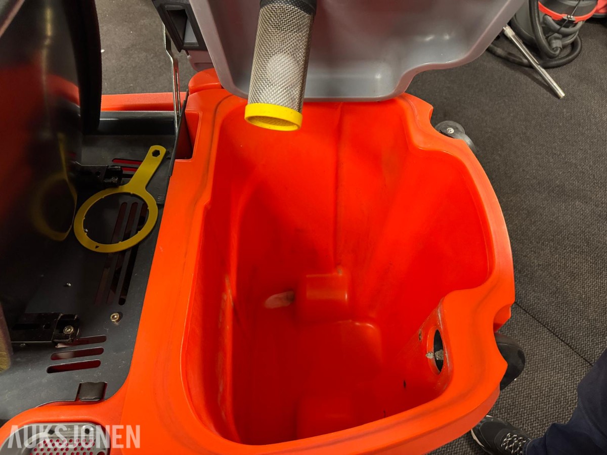 2018 Hako Scrubmaster B75 R gulvvaskemaskin