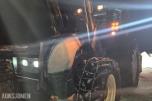 2005 Valtra T160 m/frontlaster og mye arbeidslys