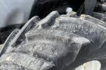 2005 Valtra T160 m/frontlaster og mye arbeidslys