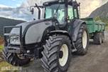2005 Valtra T160 m/frontlaster og mye arbeidslys