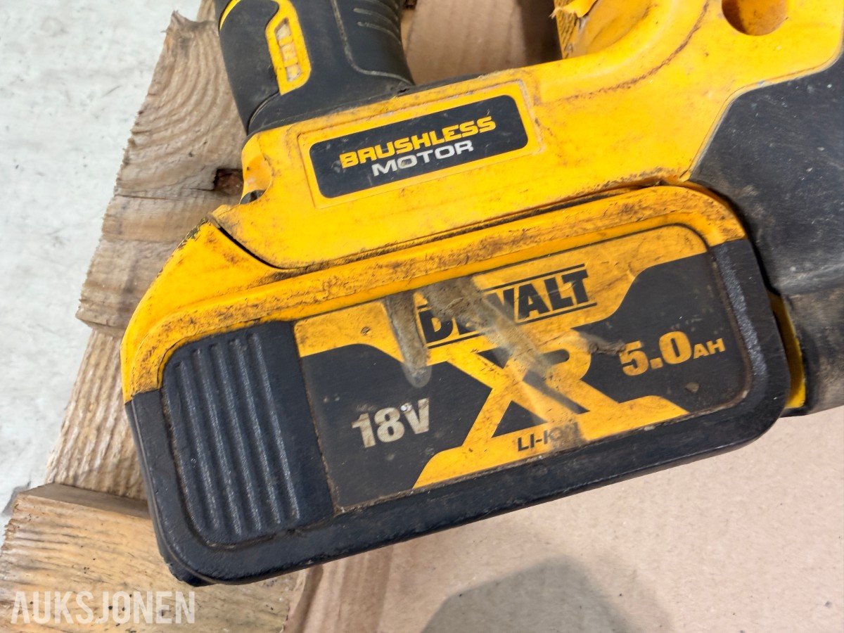 DeWalt verktøypakke 18V XR – borhammer, vinkelsliper, muttertrekker