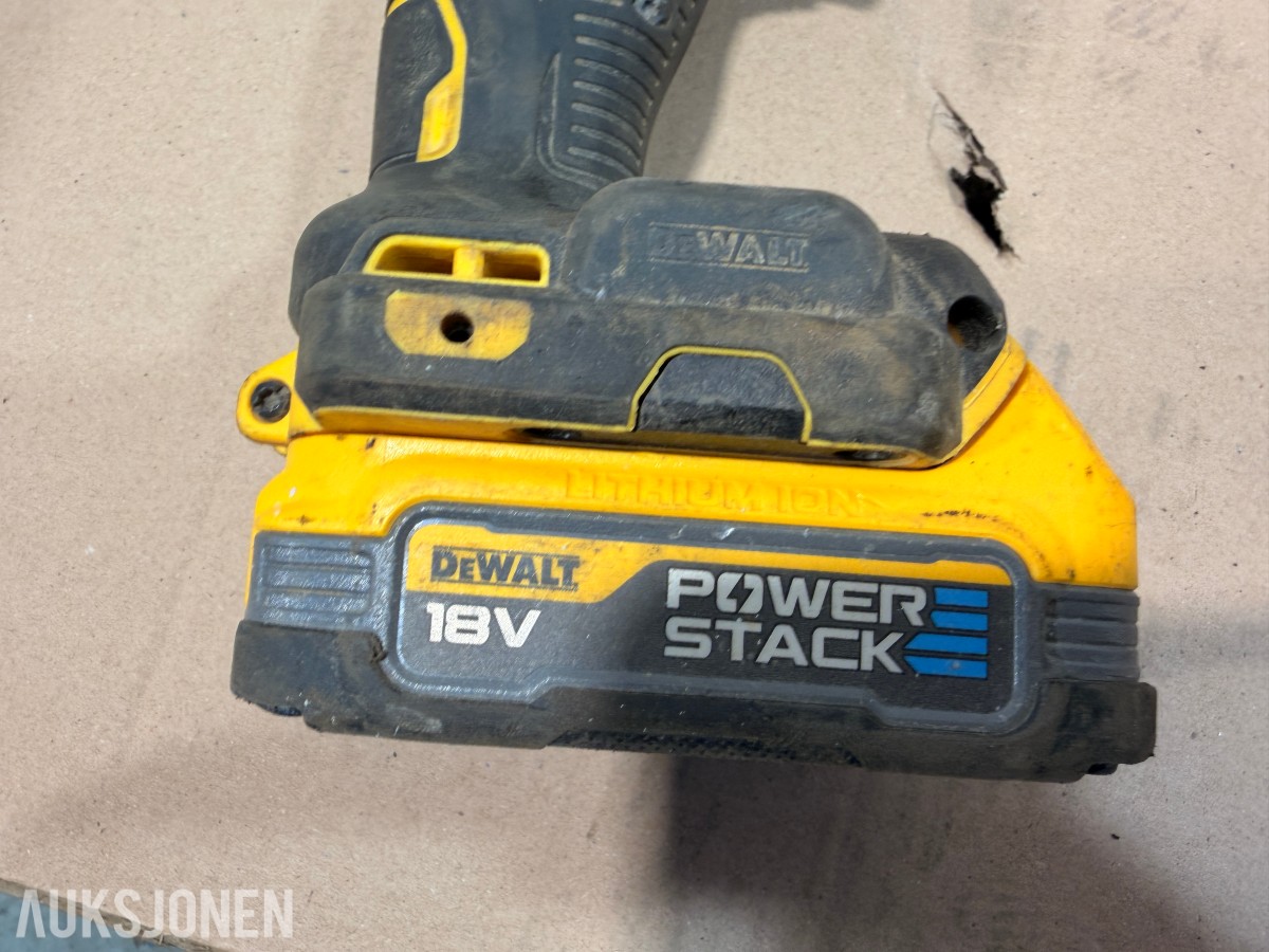 DeWalt verktøypakke 18V XR – borhammer, vinkelsliper, muttertrekker