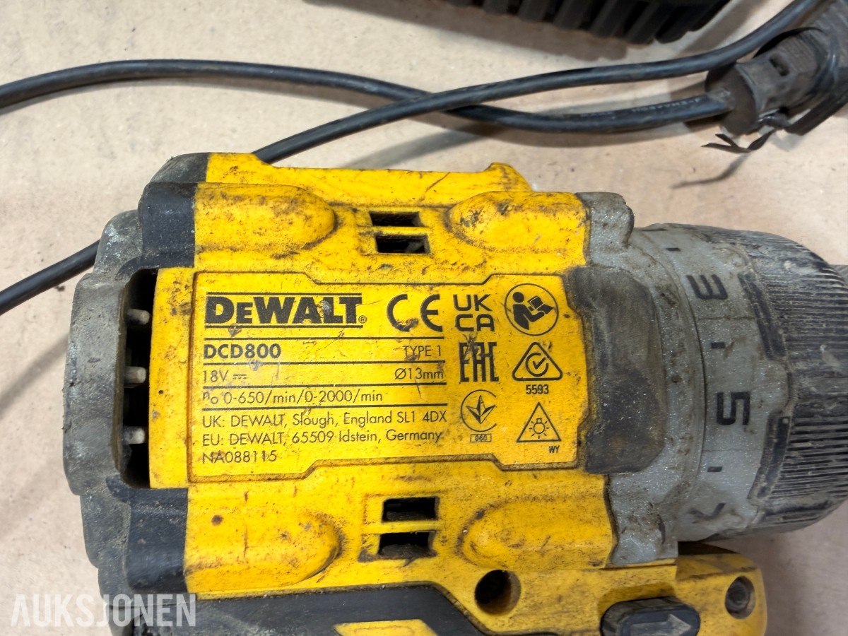 DeWalt verktøypakke 18V XR – borhammer, vinkelsliper, muttertrekker