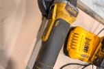 DeWalt verktøypakke 18V XR – borhammer, vinkelsliper, muttertrekker