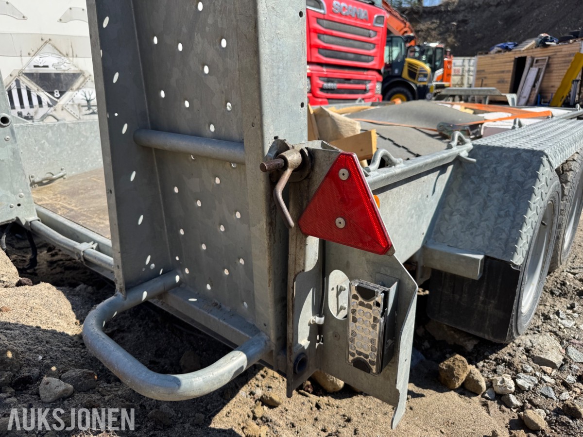 2017 Ifor Williams GH1054BT - 2-akslet maskinhenger med kjørebruer