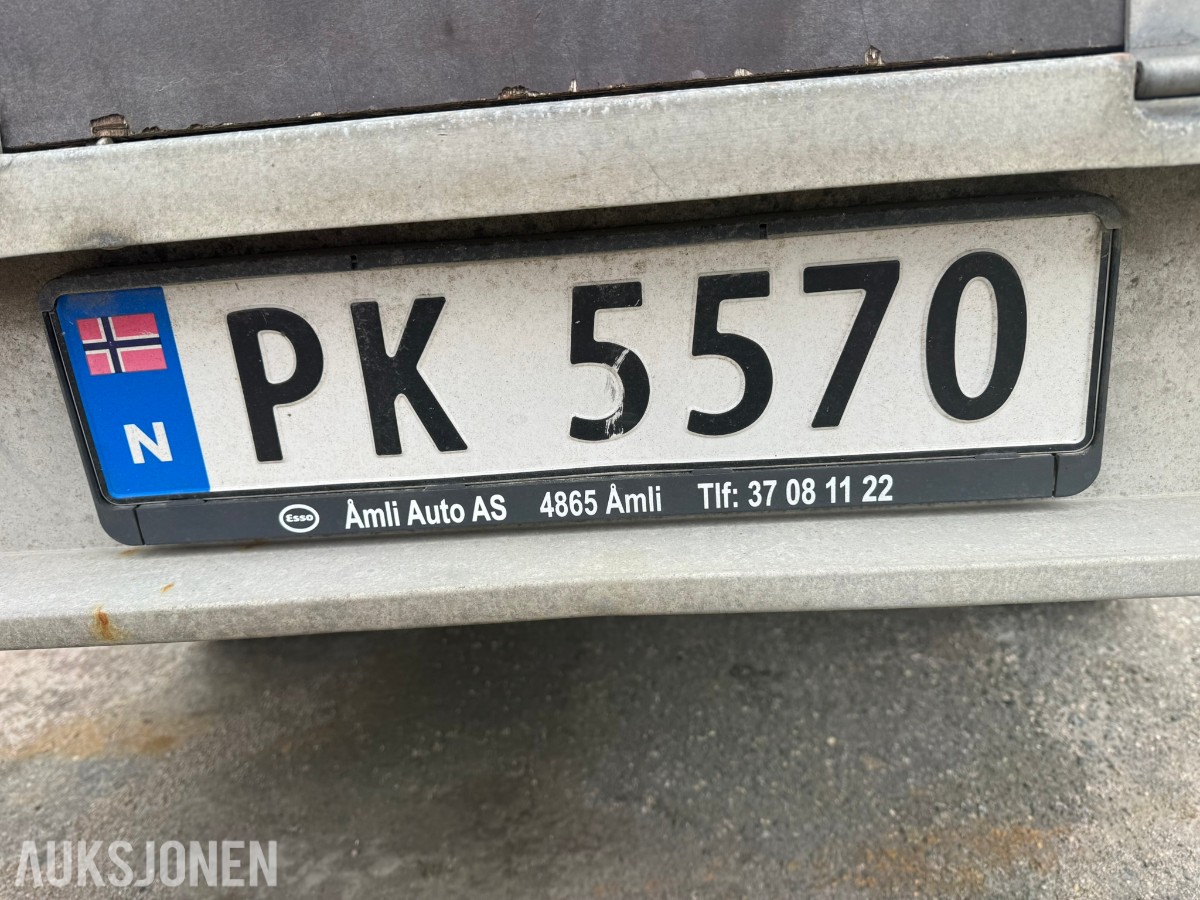 2015 Tredal T-15-BBL tilhenger med Nilfisk høytrykkspyler – Honda GX390 elstart