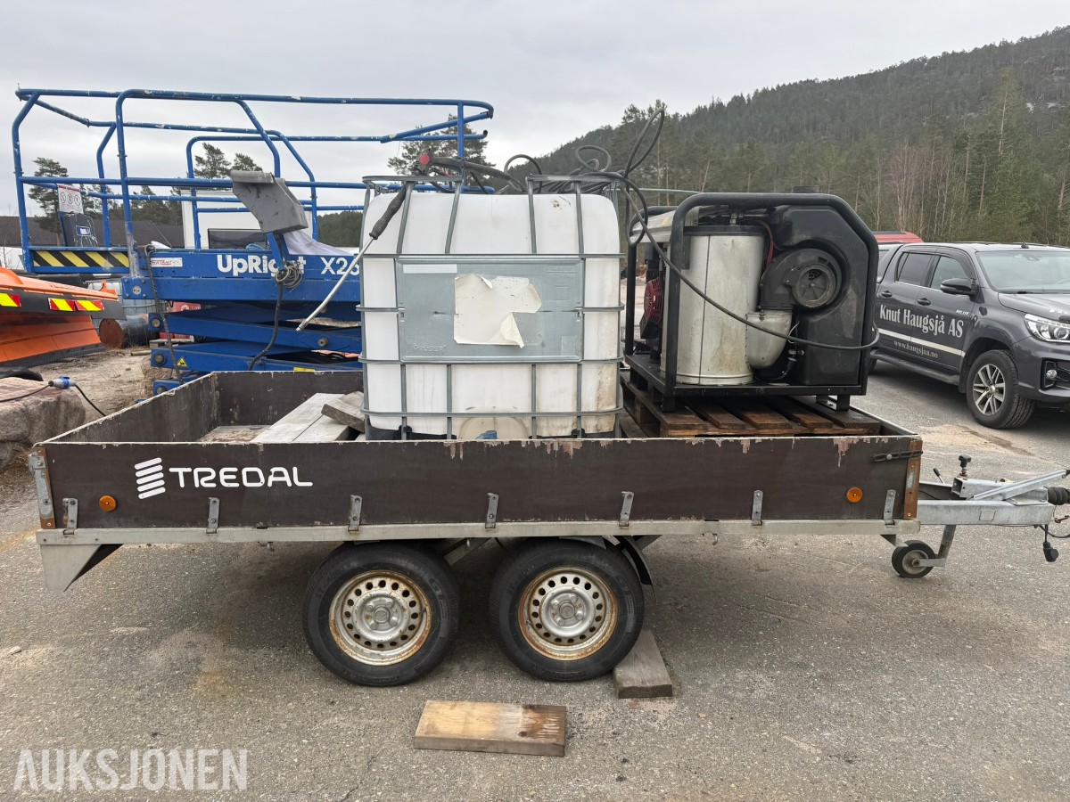 2015 Tredal T-15-BBL tilhenger med Nilfisk høytrykkspyler – Honda GX390 elstart
