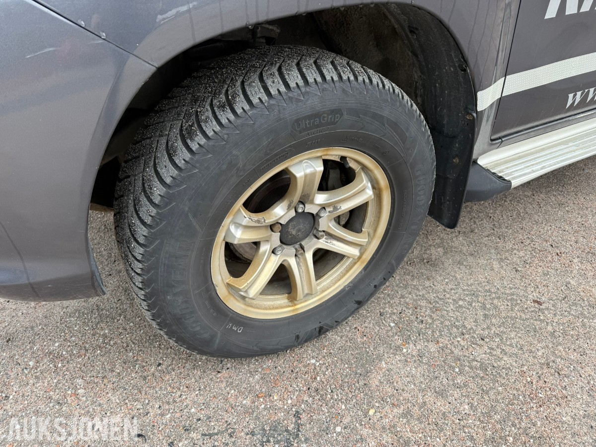 2017 Toyota HiLux 2,4 150hk 4WD Pickup - 198153 km 