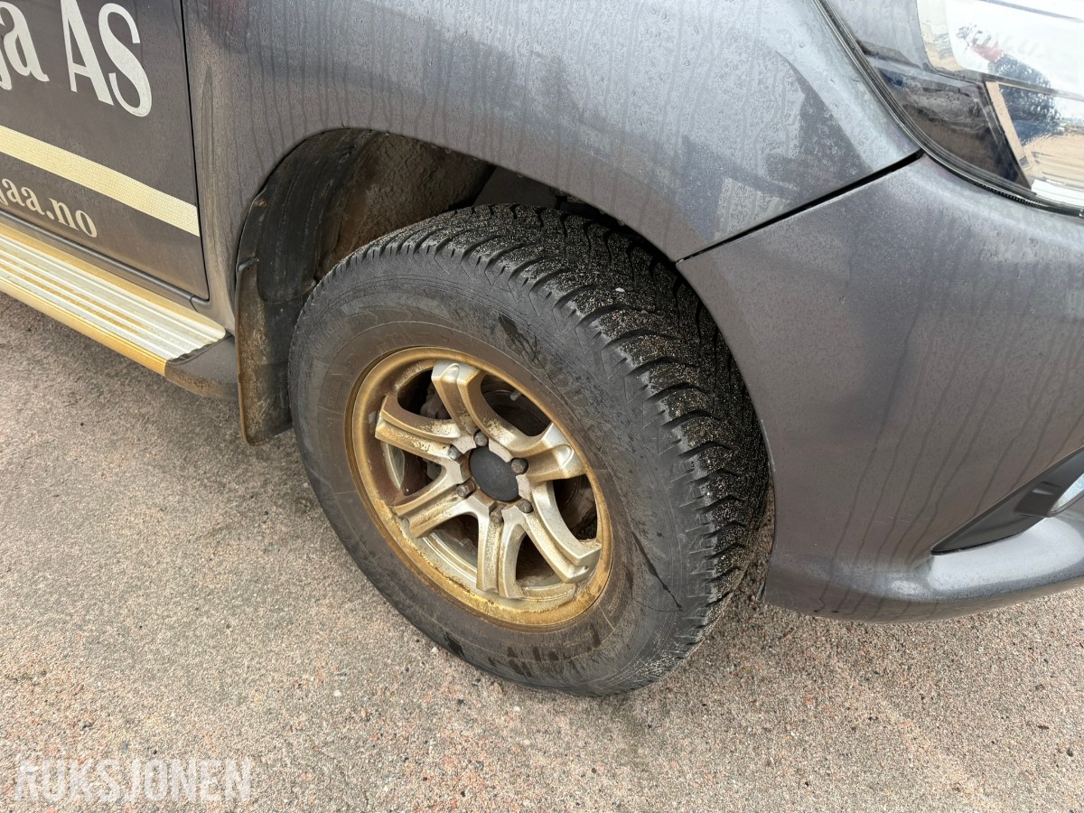 2017 Toyota HiLux 2,4 150hk 4WD Pickup - 198153 km 