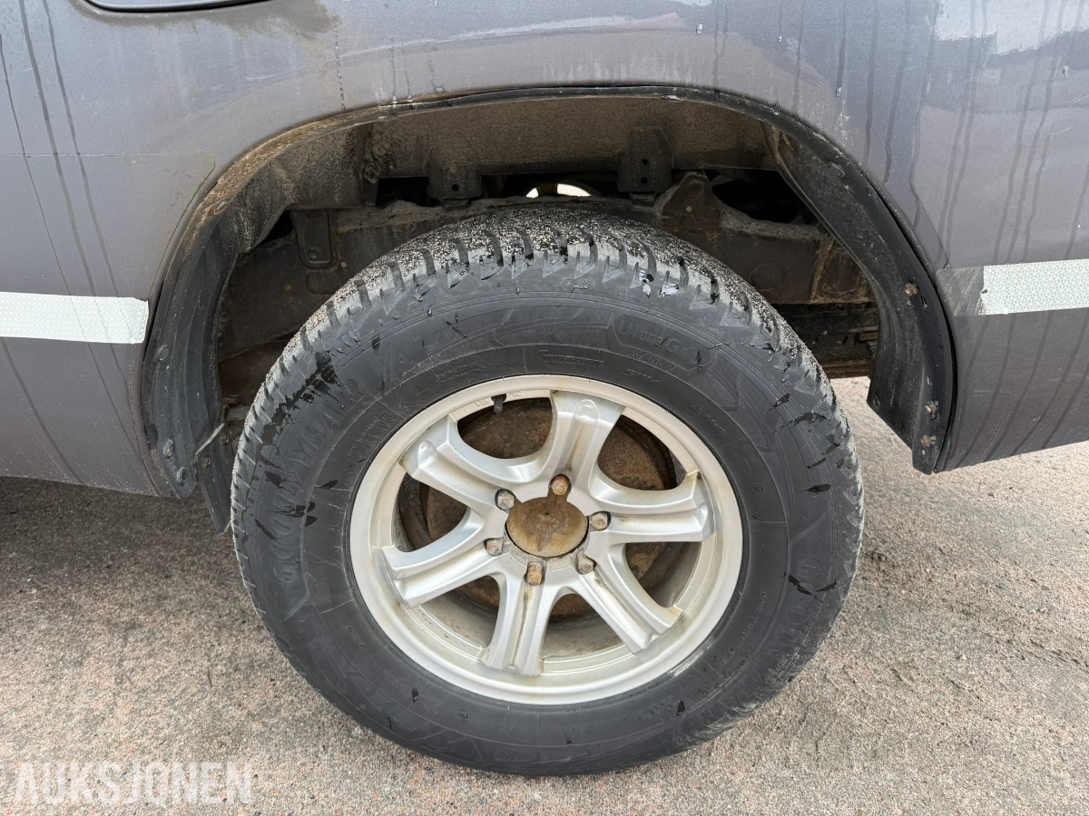 2017 Toyota HiLux 2,4 150hk 4WD Pickup - 198153 km 