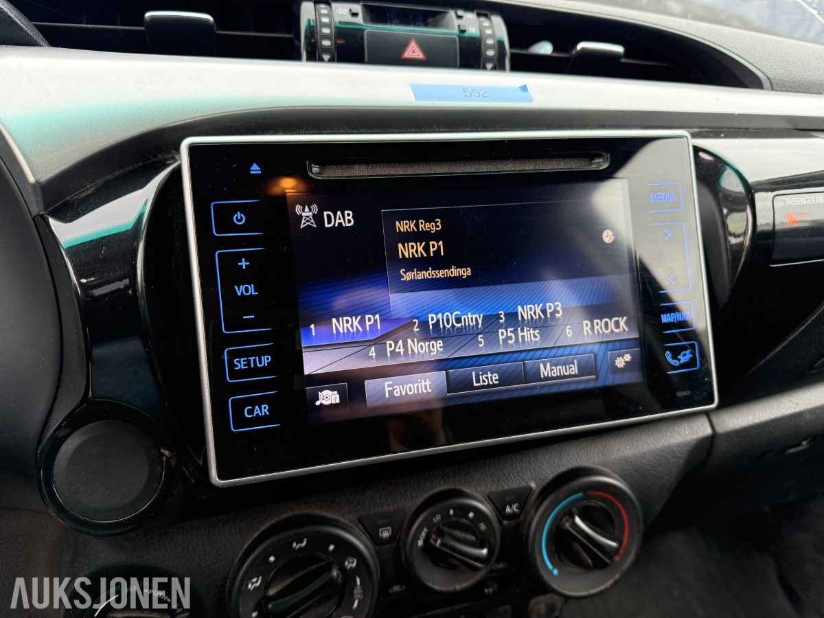2017 Toyota HiLux 2,4 150hk 4WD Pickup - 198153 km 