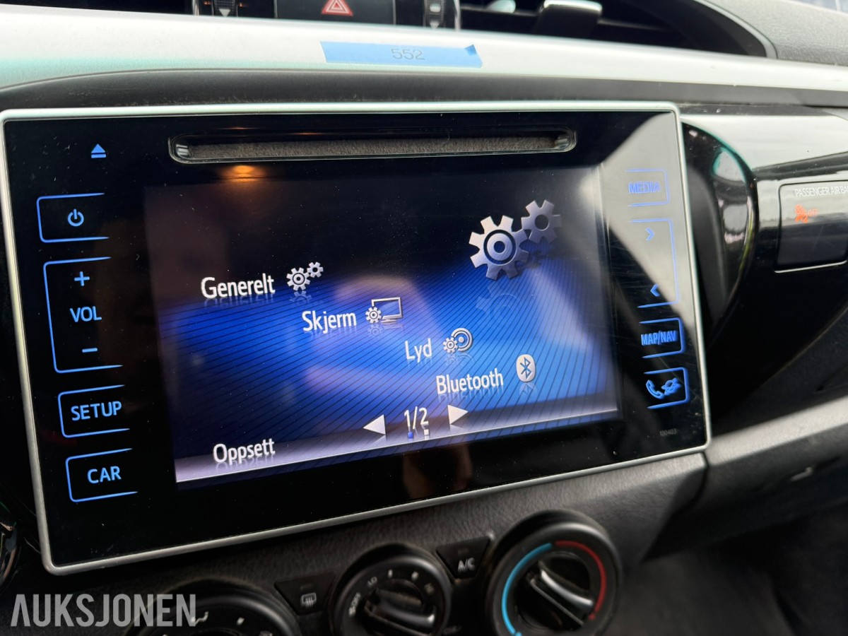2017 Toyota HiLux 2,4 150hk 4WD Pickup - 198153 km 